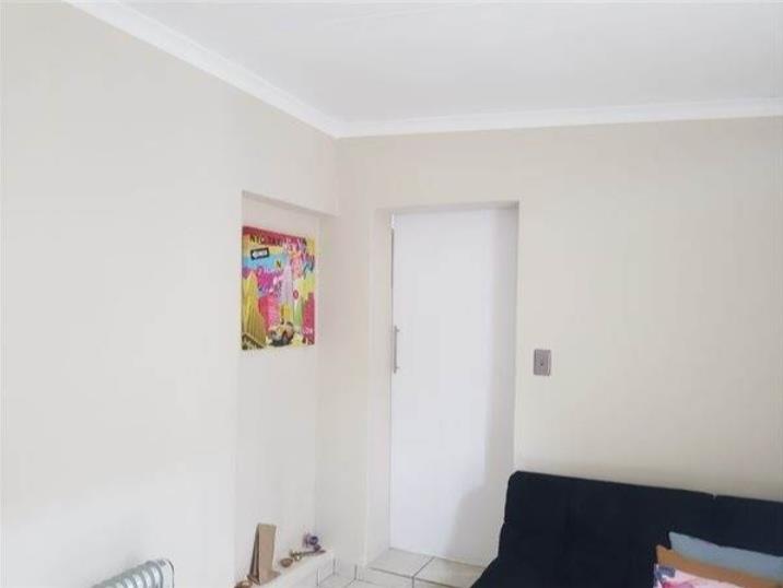 2 Bedroom Property for Sale in Melrose Gauteng