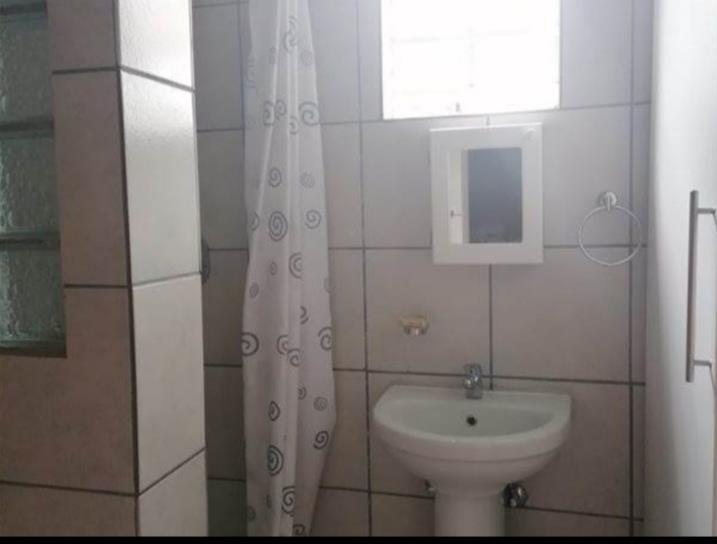 2 Bedroom Property for Sale in Melrose Gauteng