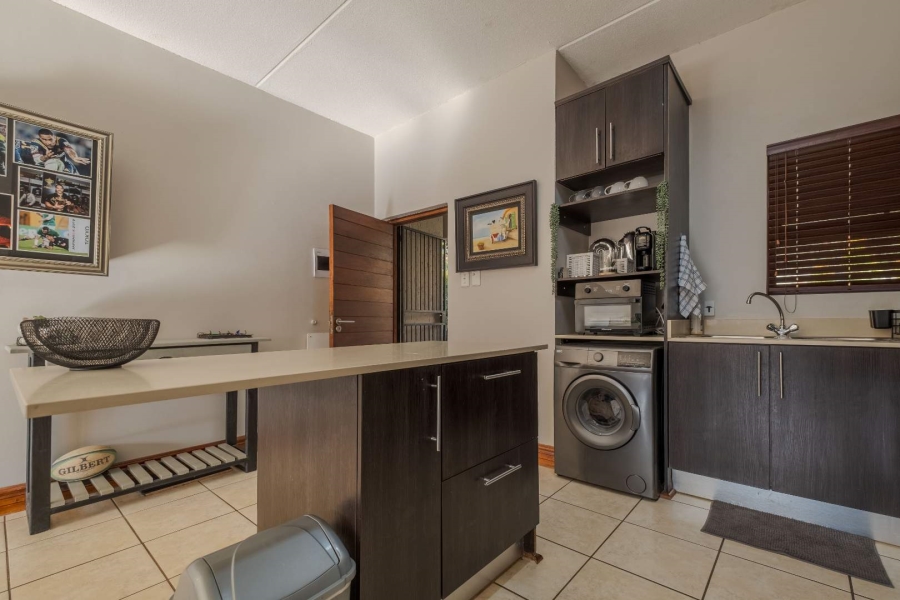 To Let 2 Bedroom Property for Rent in Pretorius Park Gauteng