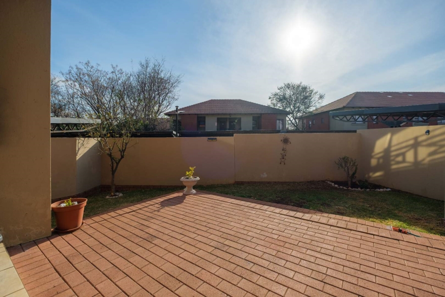 To Let 2 Bedroom Property for Rent in Pretorius Park Gauteng