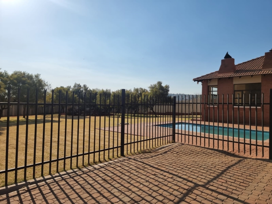 To Let 2 Bedroom Property for Rent in Pretorius Park Gauteng
