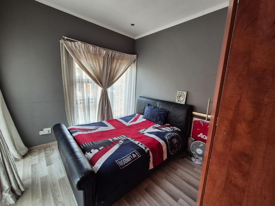 To Let 3 Bedroom Property for Rent in Mondeor Gauteng