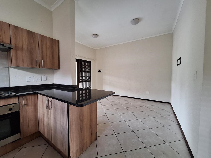 To Let 2 Bedroom Property for Rent in Goedeburg Gauteng