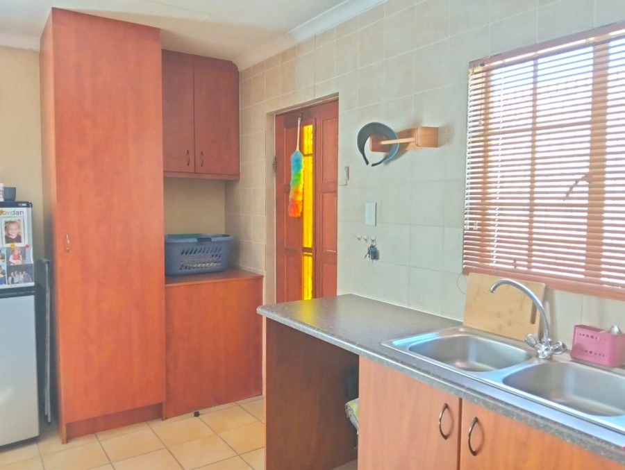 To Let 3 Bedroom Property for Rent in Union Gauteng