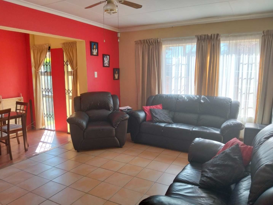 To Let 3 Bedroom Property for Rent in Union Gauteng