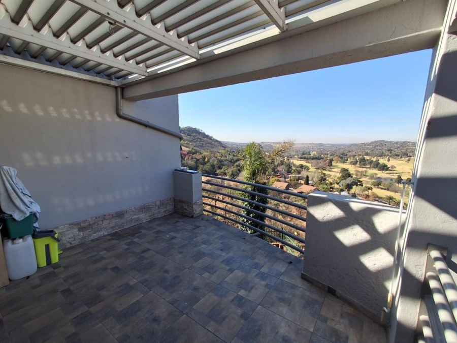 2 Bedroom Property for Sale in Bassonia Gauteng