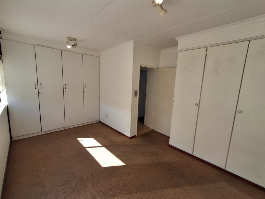 2 Bedroom Property for Sale in Bassonia Gauteng