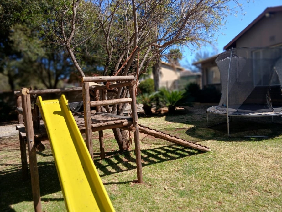 5 Bedroom Property for Sale in Van Dyk Park Gauteng