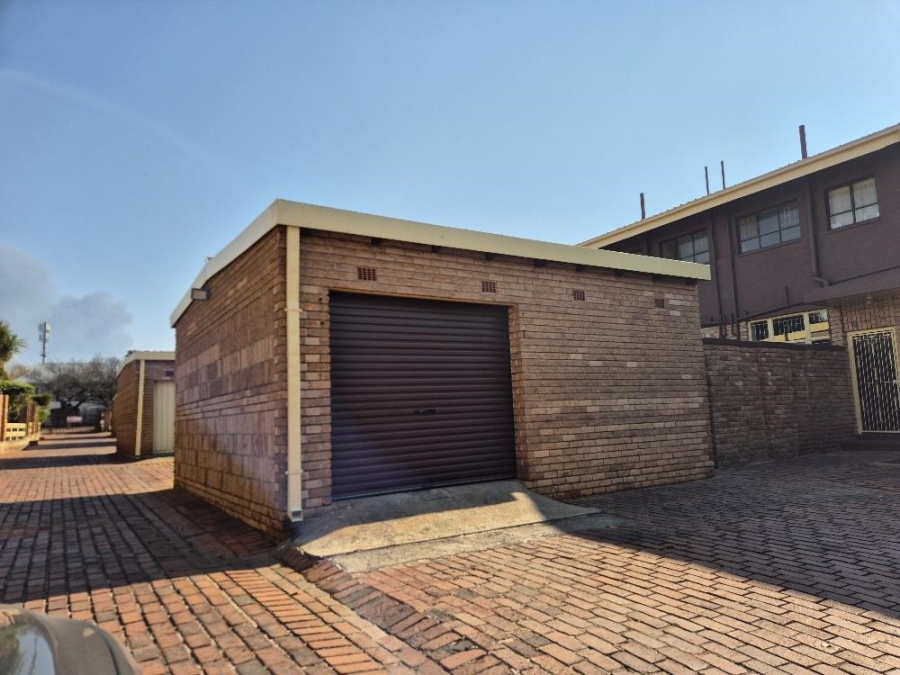 3 Bedroom Property for Sale in Parkrand Gauteng