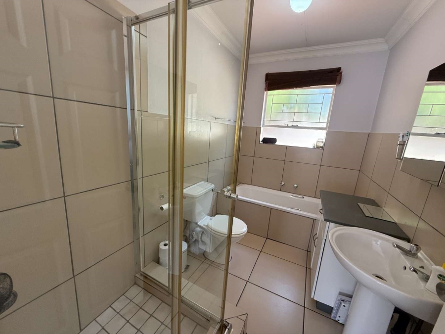 3 Bedroom Property for Sale in Radiokop Gauteng