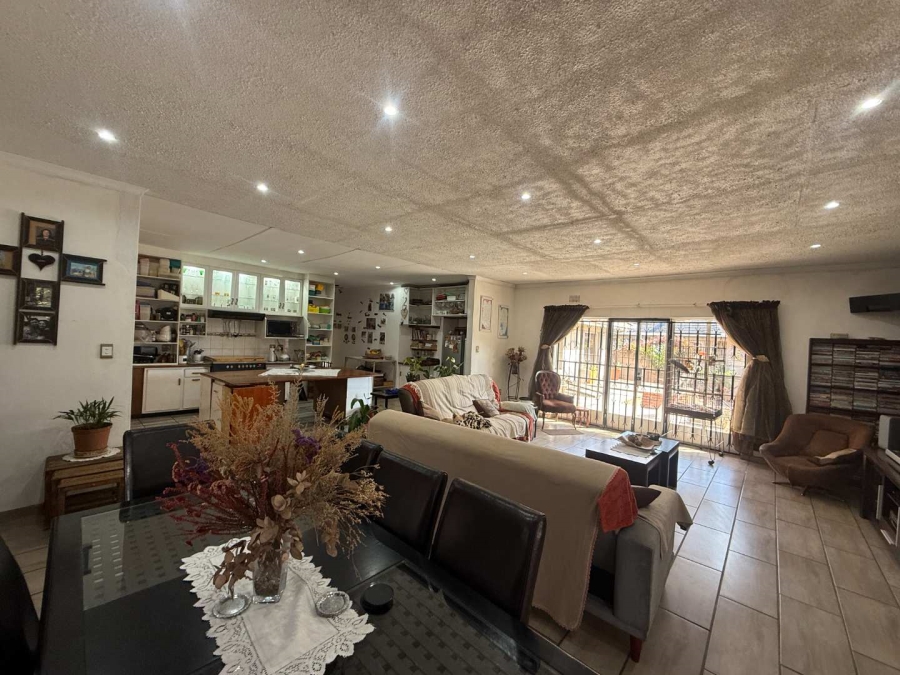 4 Bedroom Property for Sale in Florida Park Gauteng