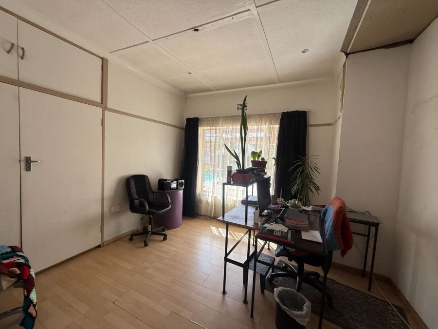 4 Bedroom Property for Sale in Florida Park Gauteng