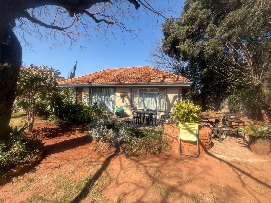 4 Bedroom Property for Sale in Florida Park Gauteng