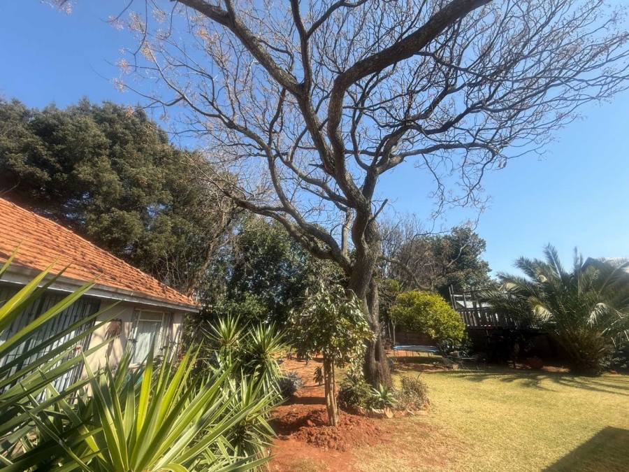 4 Bedroom Property for Sale in Florida Park Gauteng
