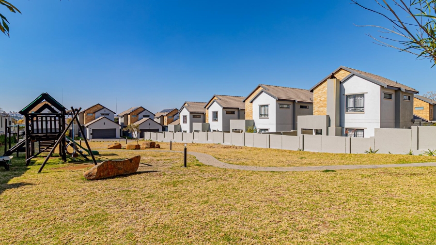 4 Bedroom Property for Sale in Fourways Gauteng