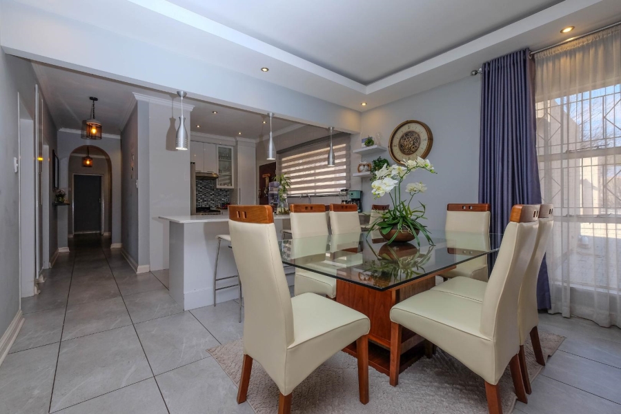 4 Bedroom Property for Sale in Buccleuch Gauteng