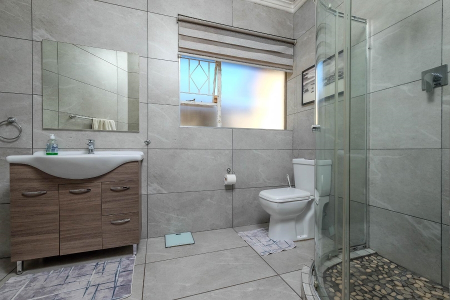 4 Bedroom Property for Sale in Buccleuch Gauteng