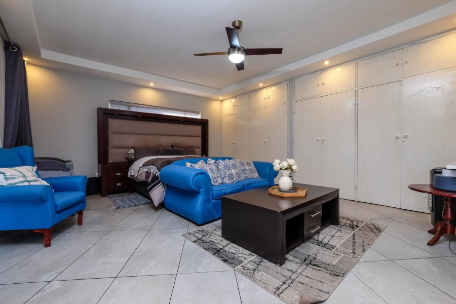 4 Bedroom Property for Sale in Buccleuch Gauteng