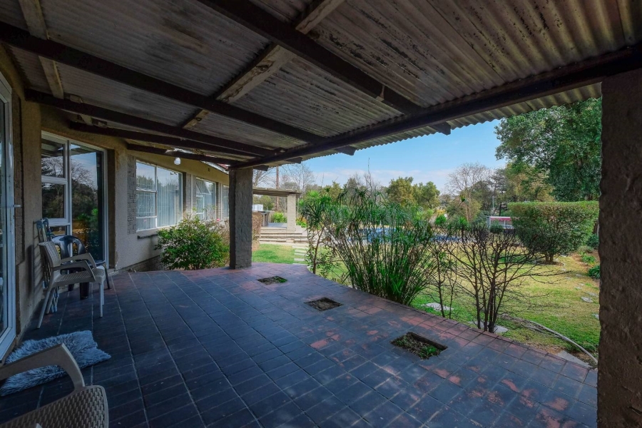 4 Bedroom Property for Sale in Buccleuch Gauteng
