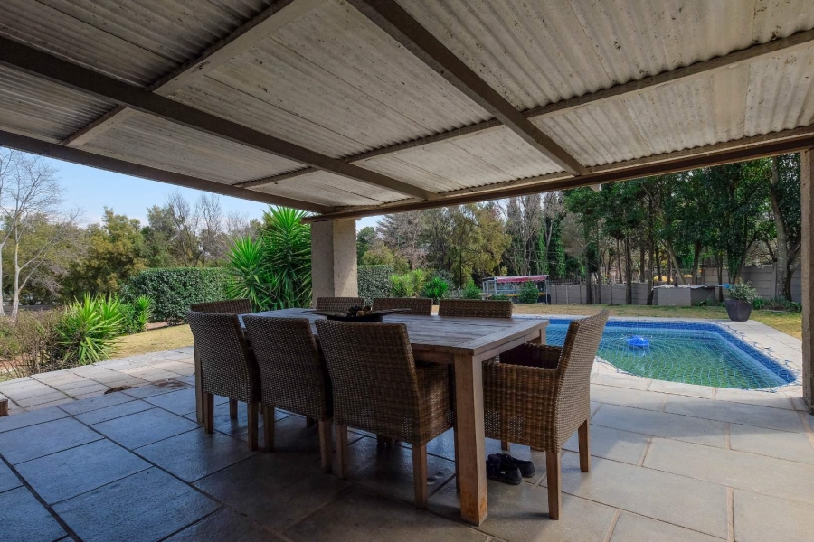 4 Bedroom Property for Sale in Buccleuch Gauteng