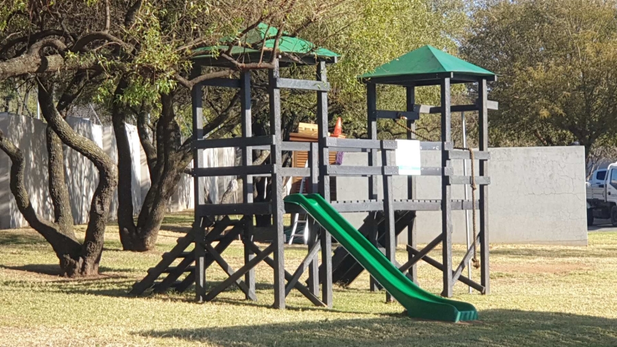 1 Bedroom Property for Sale in Jackal Creek Golf Estate Gauteng