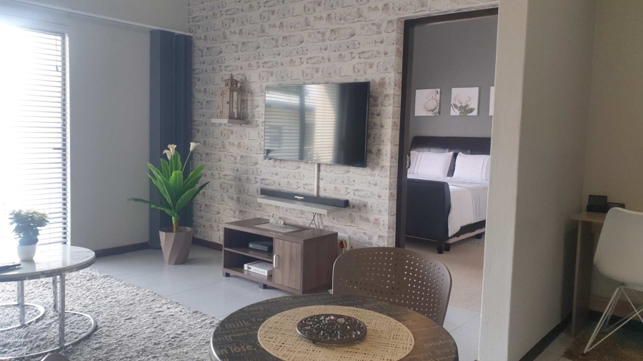 1 Bedroom Property for Sale in Jackal Creek Golf Estate Gauteng