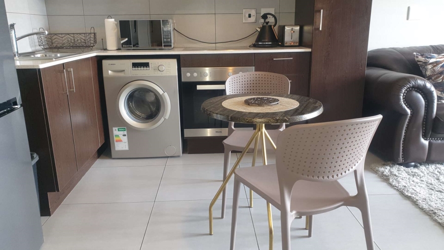 1 Bedroom Property for Sale in Jackal Creek Golf Estate Gauteng