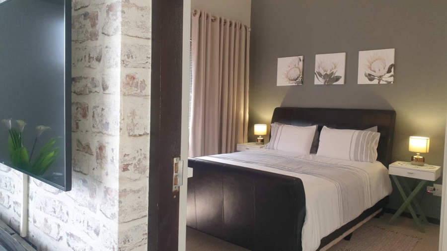 1 Bedroom Property for Sale in Jackal Creek Golf Estate Gauteng