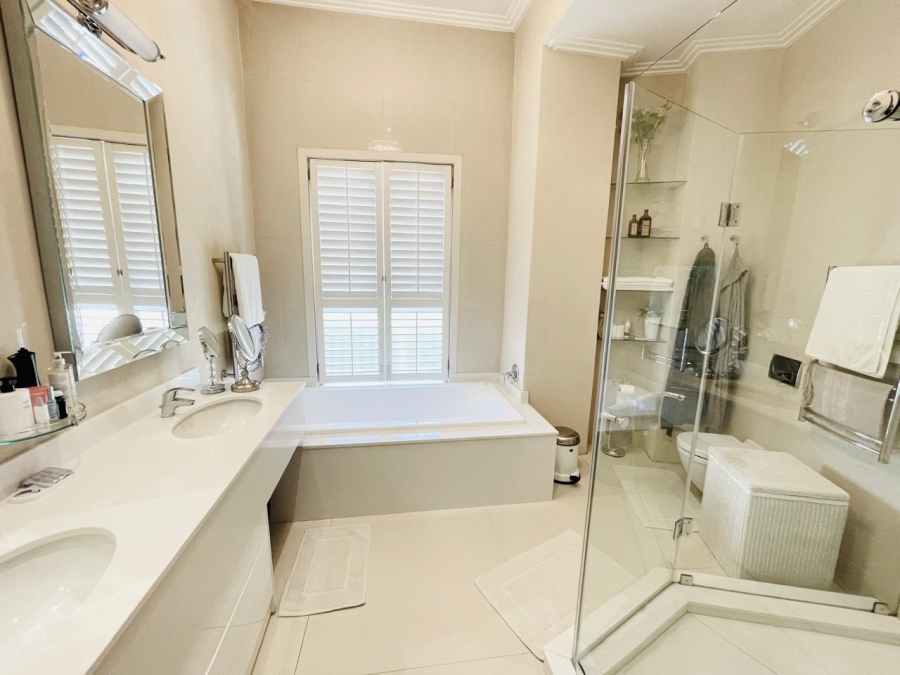 To Let 3 Bedroom Property for Rent in Dunkeld West Gauteng