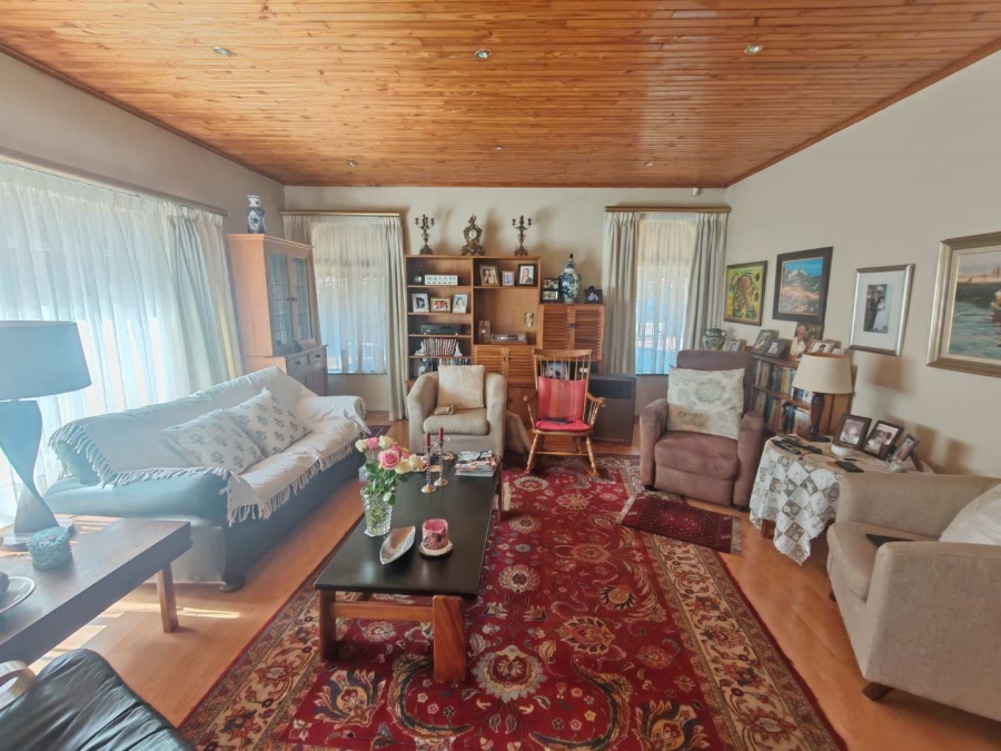 4 Bedroom Property for Sale in Doringkloof Gauteng