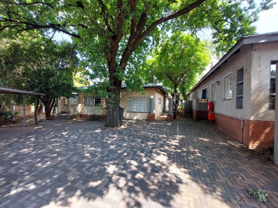 To Let 1 Bedroom Property for Rent in Menlo Park Gauteng