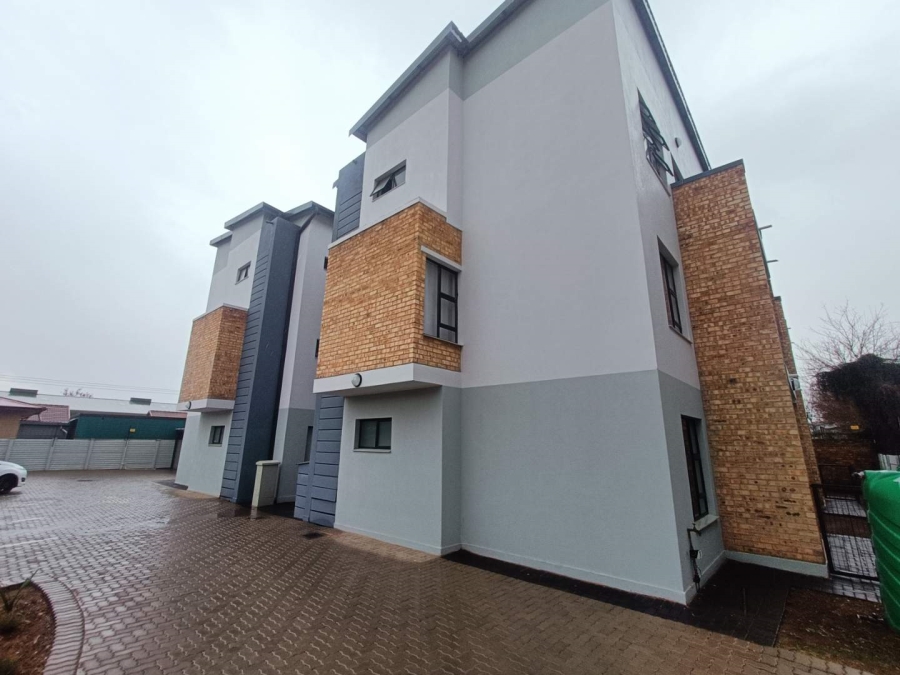 1 Bedroom Property for Sale in Lyttelton Manor Gauteng