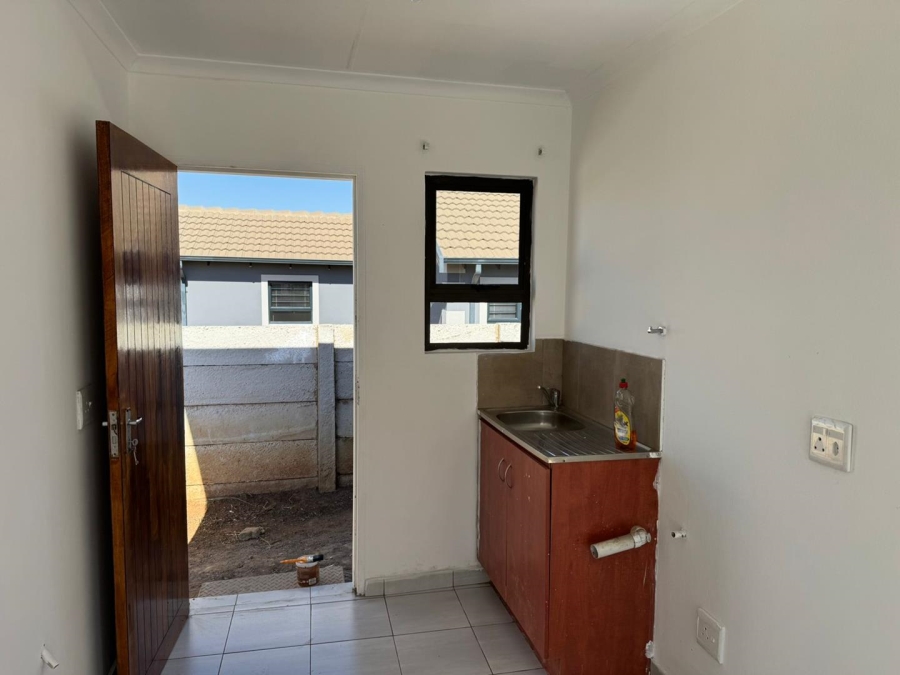 2 Bedroom Property for Sale in Toekomsrus Gauteng