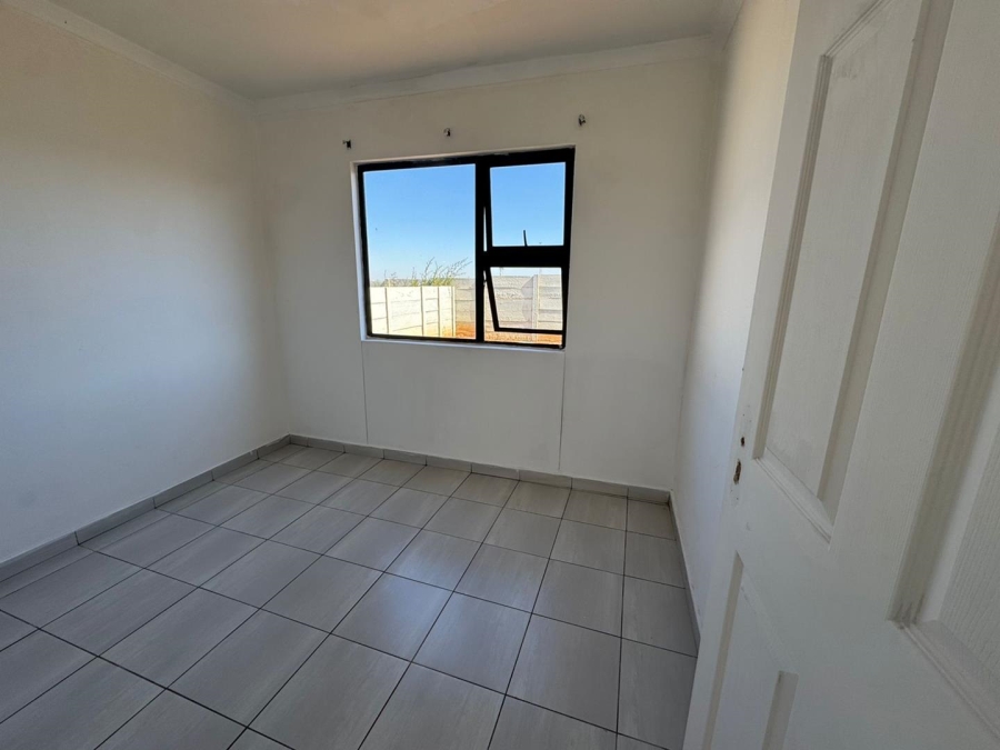 2 Bedroom Property for Sale in Toekomsrus Gauteng