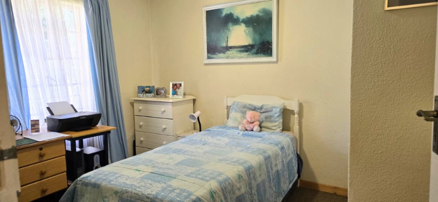 2 Bedroom Property for Sale in Albertsdal Gauteng
