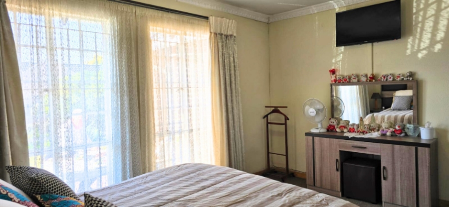 2 Bedroom Property for Sale in Albertsdal Gauteng