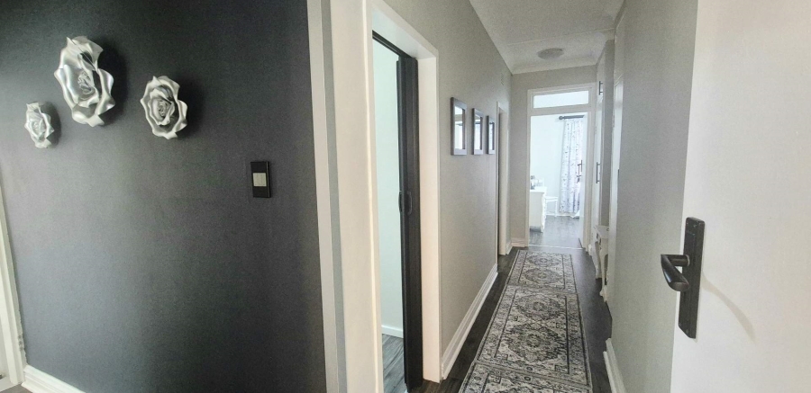3 Bedroom Property for Sale in South Crest Gauteng