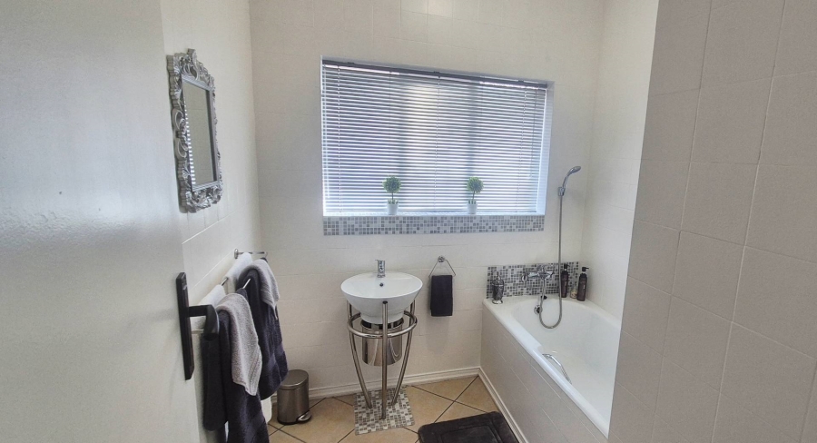 3 Bedroom Property for Sale in South Crest Gauteng