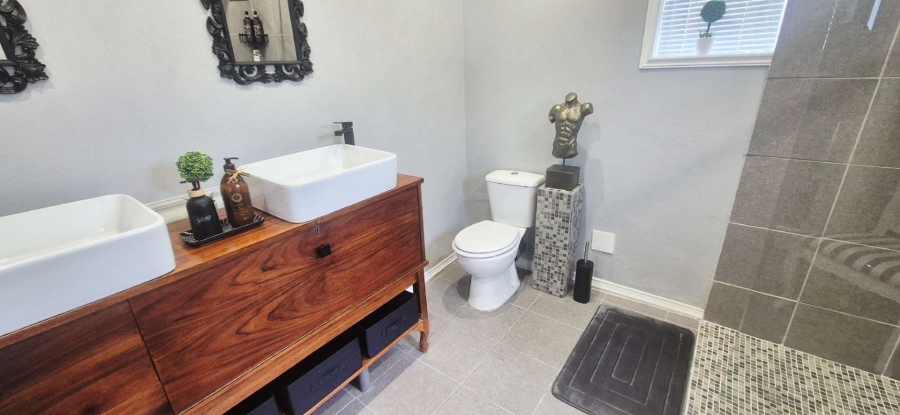 3 Bedroom Property for Sale in South Crest Gauteng