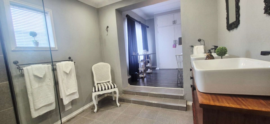 3 Bedroom Property for Sale in South Crest Gauteng