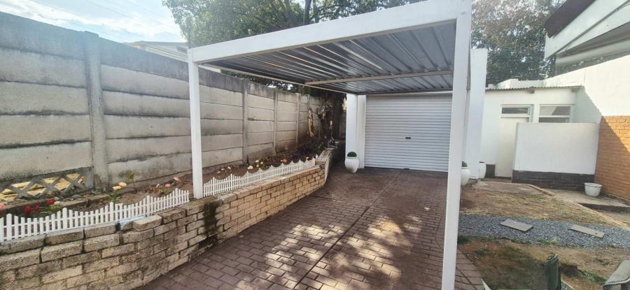3 Bedroom Property for Sale in South Crest Gauteng