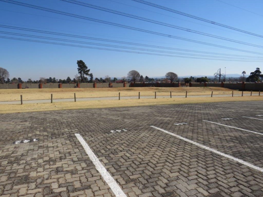 2 Bedroom Property for Sale in Albertsdal Gauteng