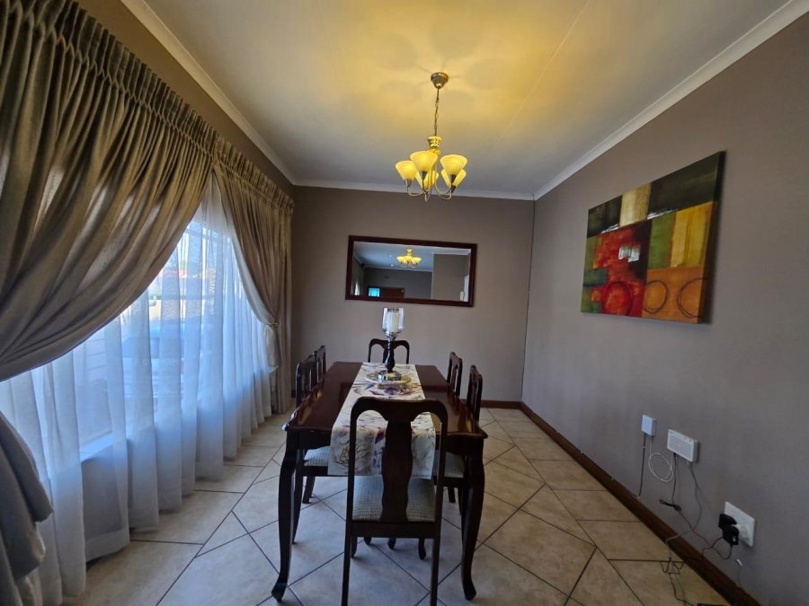 3 Bedroom Property for Sale in South Crest Gauteng