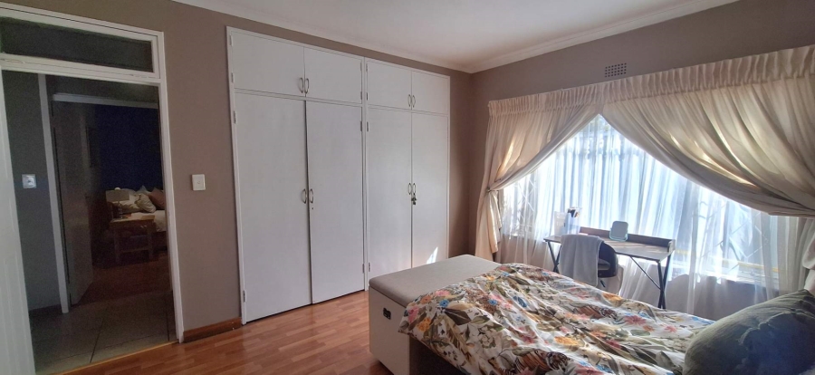 3 Bedroom Property for Sale in South Crest Gauteng