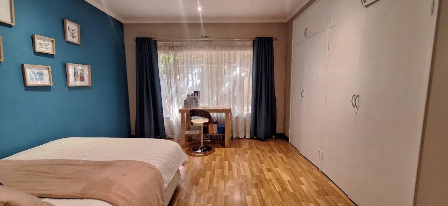 3 Bedroom Property for Sale in South Crest Gauteng