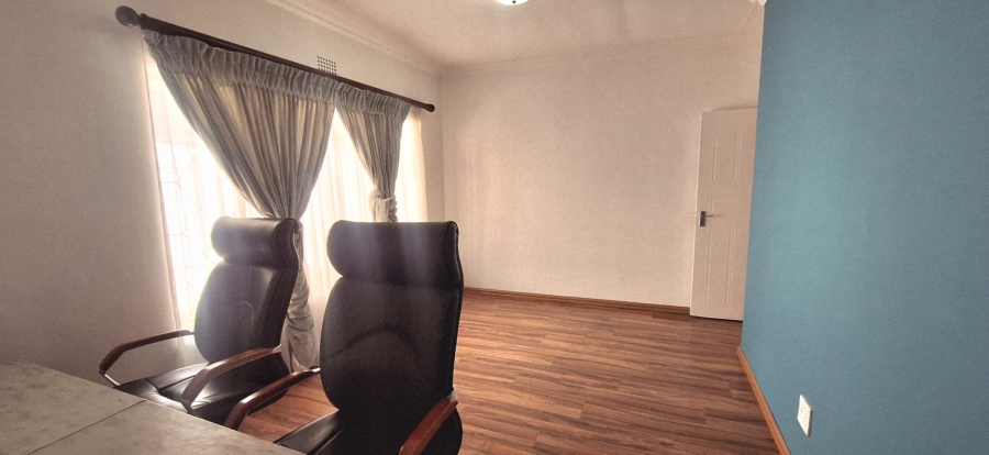 3 Bedroom Property for Sale in South Crest Gauteng