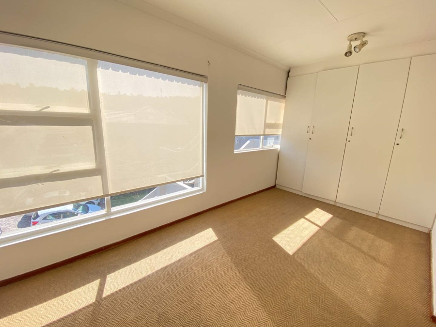 2 Bedroom Property for Sale in Bassonia Gauteng