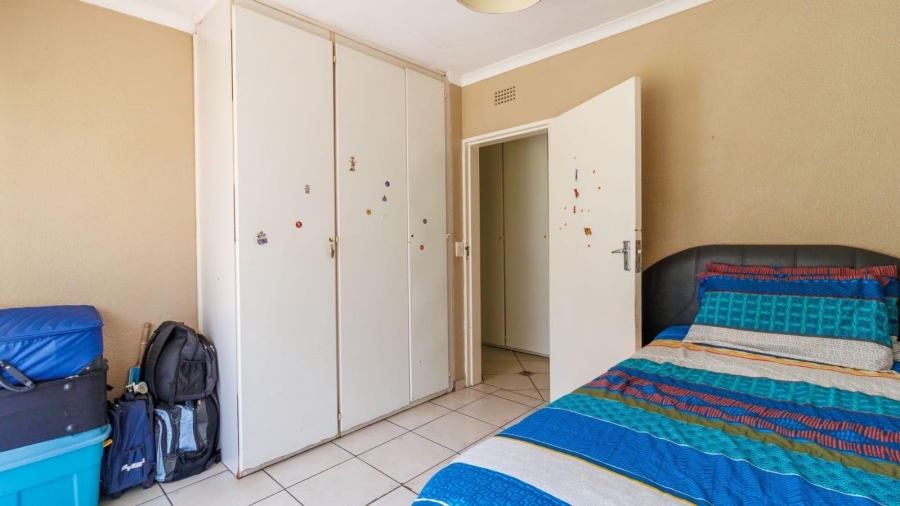 4 Bedroom Property for Sale in Mulbarton Gauteng