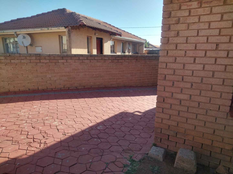 To Let 3 Bedroom Property for Rent in Soshanguve M Gauteng