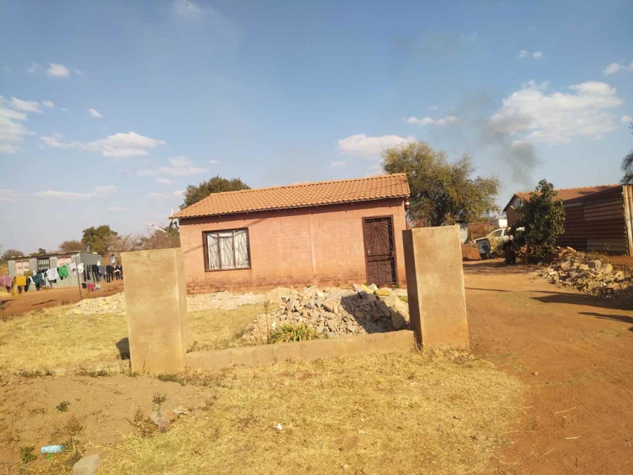 2 Bedroom Property for Sale in Soshanguve South Gauteng